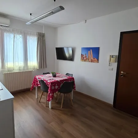 Residenza Tomba 20 Apartamento *
